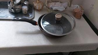 Продам сковородку б/у