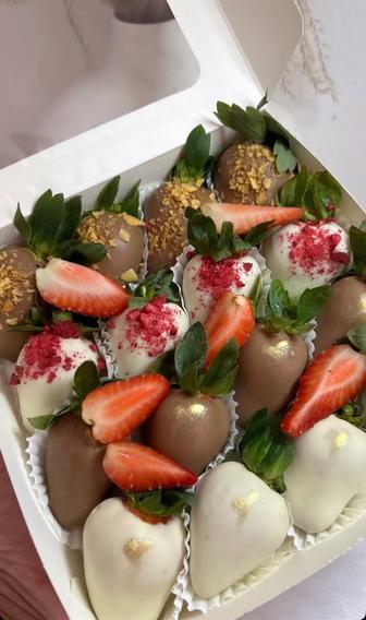 клубника в шоколаде