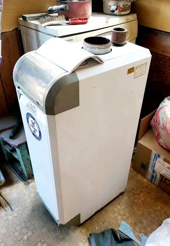 Газовый, напольный, двухконтурный котел на 130кв.м