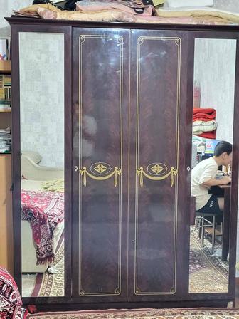 Продам шкаф