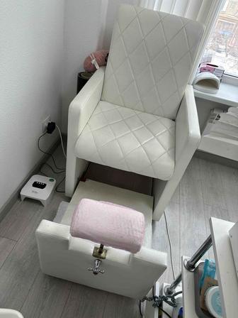 Педикюрное кресло