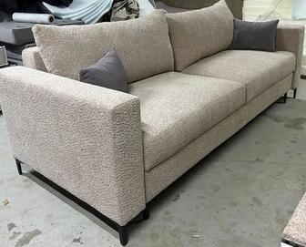 Продается Диван в ИДЕАЛЬНОМ СОСТОЯНИИ , почти новая