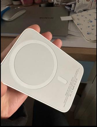 MagSafe powerbank повербанк