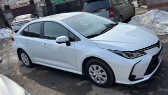 Женский автоинструктор по вождению Тахмина