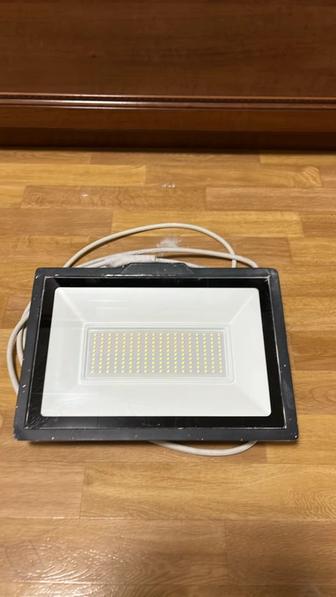 Аренда прожектор 1000 сутки