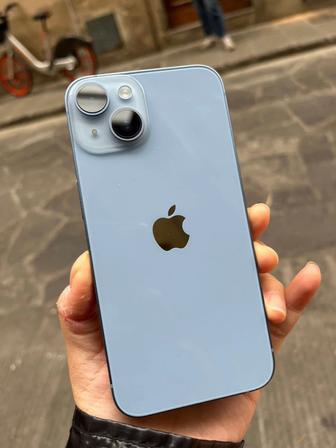 Iphone 14 blue