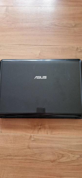 Ноутбук ASUS