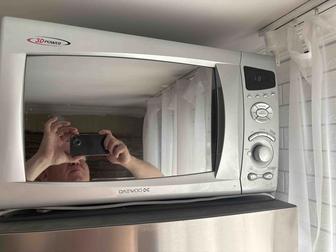 Продам микроволновую печь