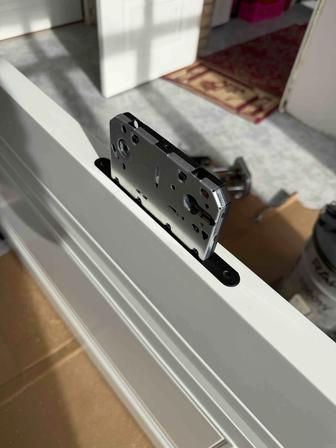 Есік орнату