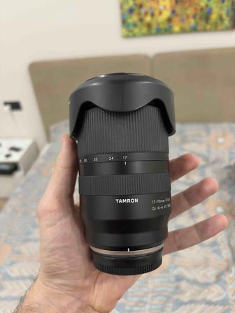 Объектив Tamron 17-70mm f / 2.8 Di III-A VC RXD for Fujifilm