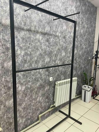 Продам стойки для одежды