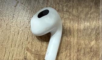 Правый наушники airpods 3 серии