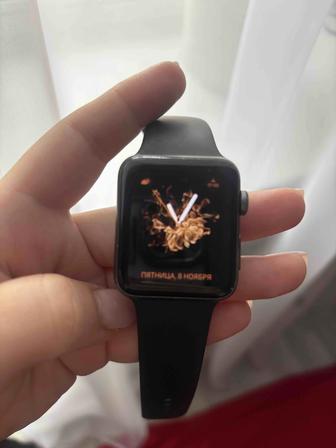 Продам часы Apple Watch 3