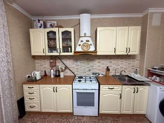 Гарнитур кухонный