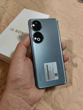 Продам Honor 90 8/256Gb, Global