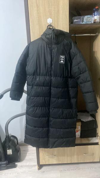 Продам зимнюю куртку Карра