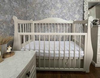 Детская кроватка, манеж