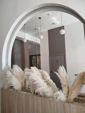 Изготовление и установка стеклянных душевых, зеркал , перегородок