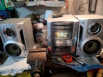 Музыкальный центр продам