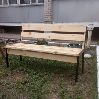 Деревянная садовая лавка