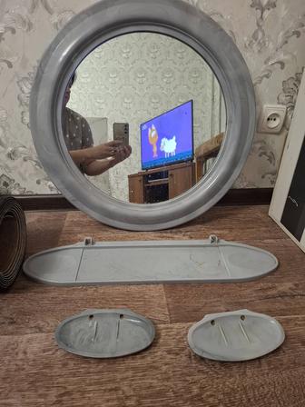 Срочно продам зеркало для ванной