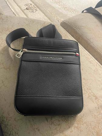 Сумка кросс боди барсетка Tommy Hilfiger