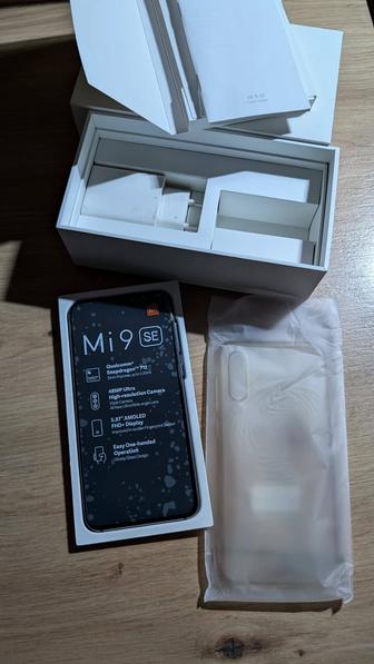 Продам б/у смартфон Xiaomi Mi9 SE