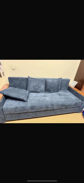 Продам срочно диван в отличном состоянии,дешево!