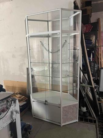 Продам витрину