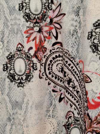 Футболка женская