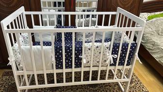 Продам манеж детский.Фирма Томикс Мия цвет белый состояние хорошее!