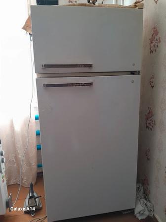 Продам холодильник б/у
