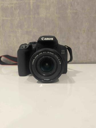 Продам фотоаппарат EOS 850D