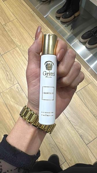 Продам парфюм