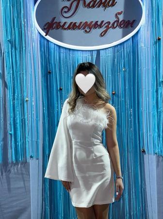 Платье, 1 ақ рет киілген, өте әдемі