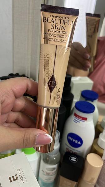 Продам новую тоналку Шарлотт Тилбери