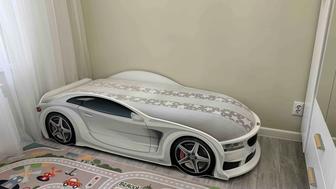 Детская кровать Машина