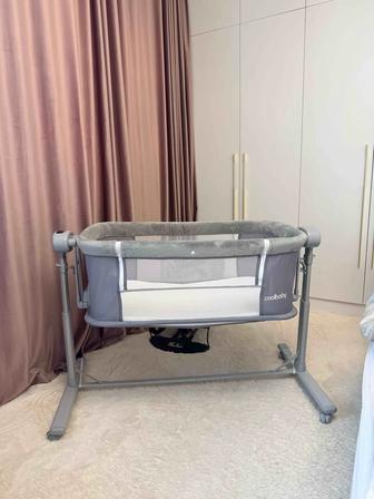 Детская электрическая кроватка-манеж coolbaby