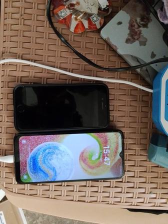 Продам 2 телефона