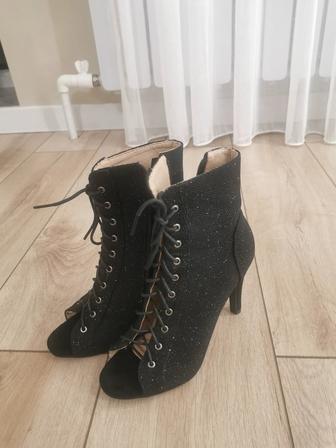 Продам женские туфли для танцев high heels