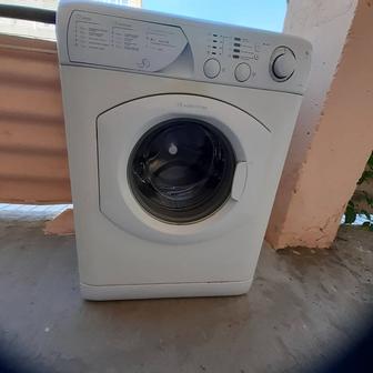 Продам стиральную машину