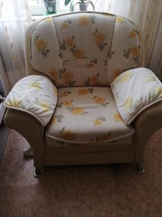 Отдам кресло