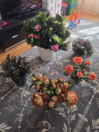 Искусственные цветы для дома или для сада