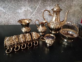 Продаю чайный сервиз