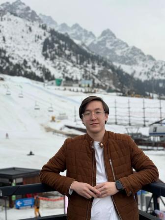 Продавец-консультант