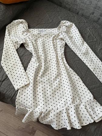 Продам платье в горошек!