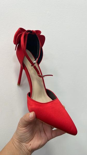 Продается туфли