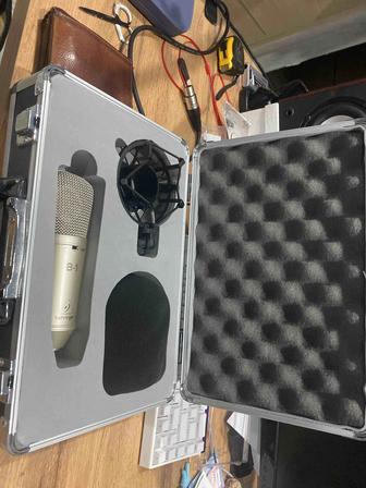 микрофон behringer B-1
