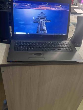 Продам ноутбук Acer 7560g с колонками