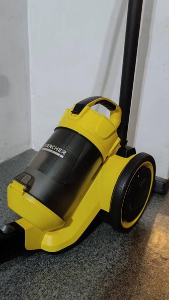 Пылесос Krcher VC 3 Plus